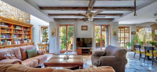 8c5ed3e9-2606-4c9f-9df1-03bb1ddeeb13