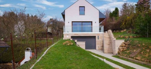 vali_apÁca_utca_optimized